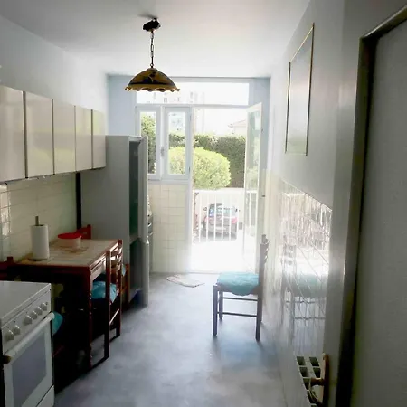 Flat 51 M With Balcony-Beach Proximity 昂蒂布