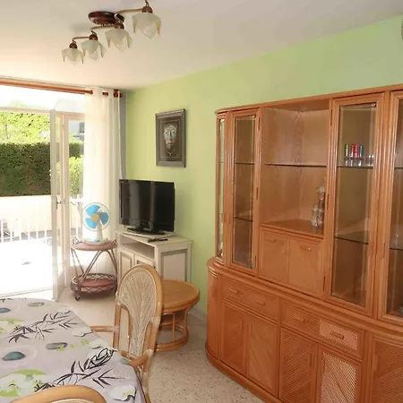 Flat 51 M With Balcony-Beach Proximity *